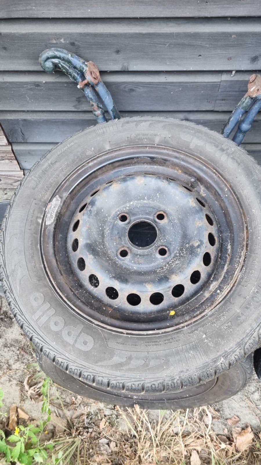 Apollo Alnac Winterbanden op stalen velgen 155/70 R13, Ophalen, Gebruikt