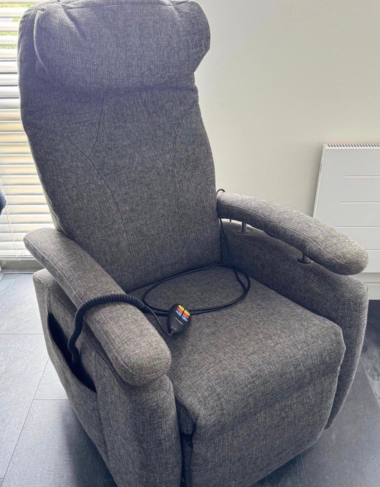 Relax stoel, Ophalen, Gebruikt, Bruin, Eén