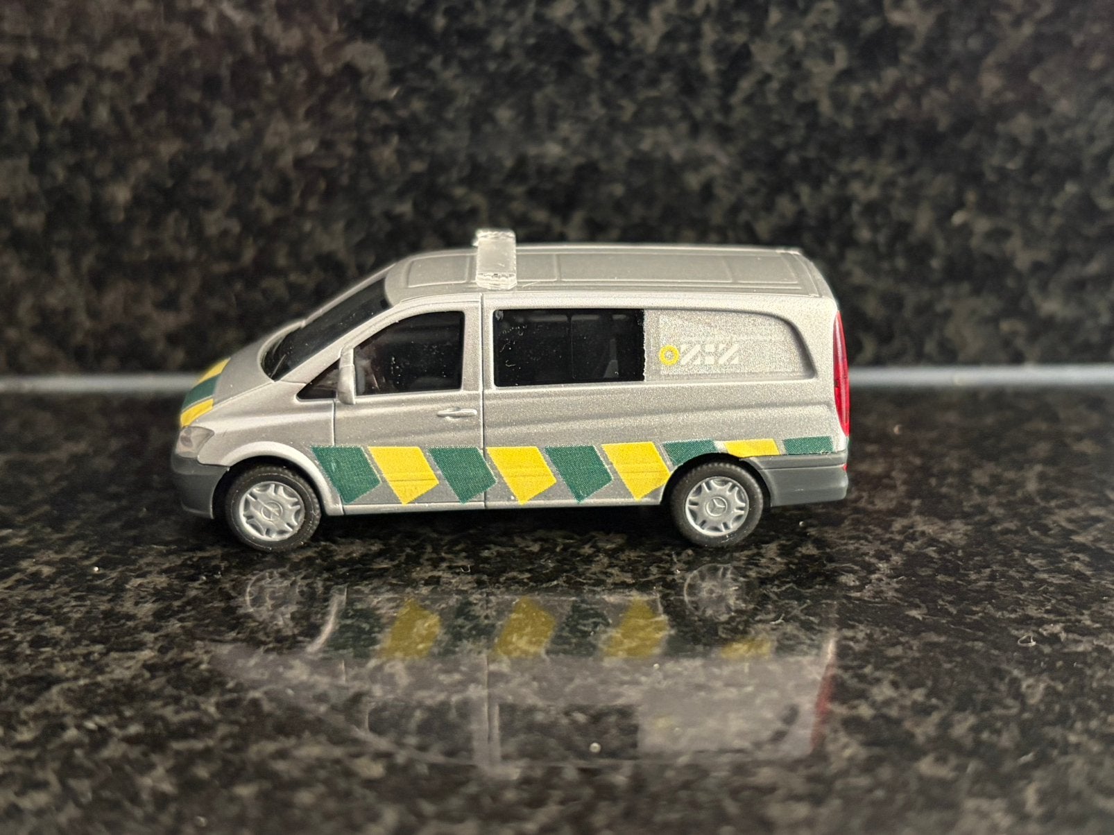 Herpa Mercedes benz Vito transporter OZHZ omgevingsdienst H0, Verzenden, Nieuw, Auto, Herpa