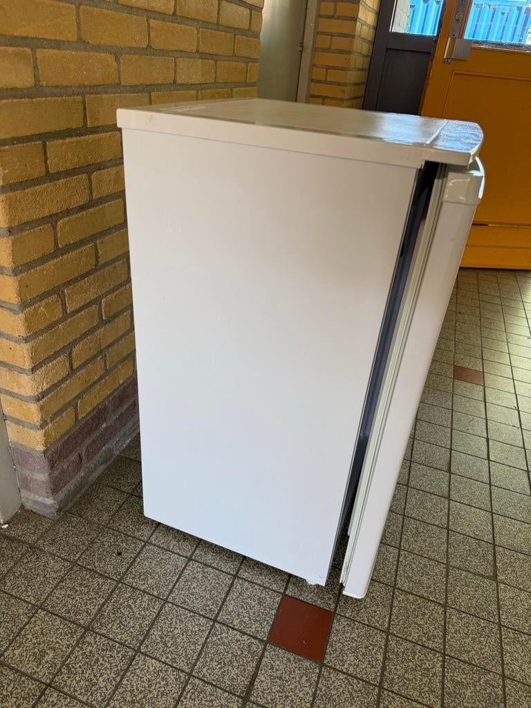 Exquisit Vrieskast - Compact en Energiezuinig, Witgoed en Apparatuur, Vriezers en Diepvrieskisten, Minder dan 60 cm, Zo goed als nieuw