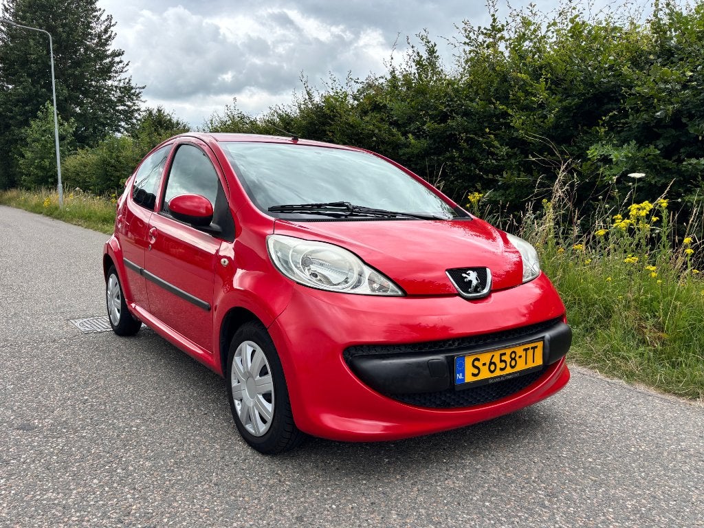 Peugeot 107 1.0 2008 | Airco | Apple CarPlay | Nieuwe banden, Auto's, Voorwielaandrijving, Stof, 68 pk, Handgeschakeld
