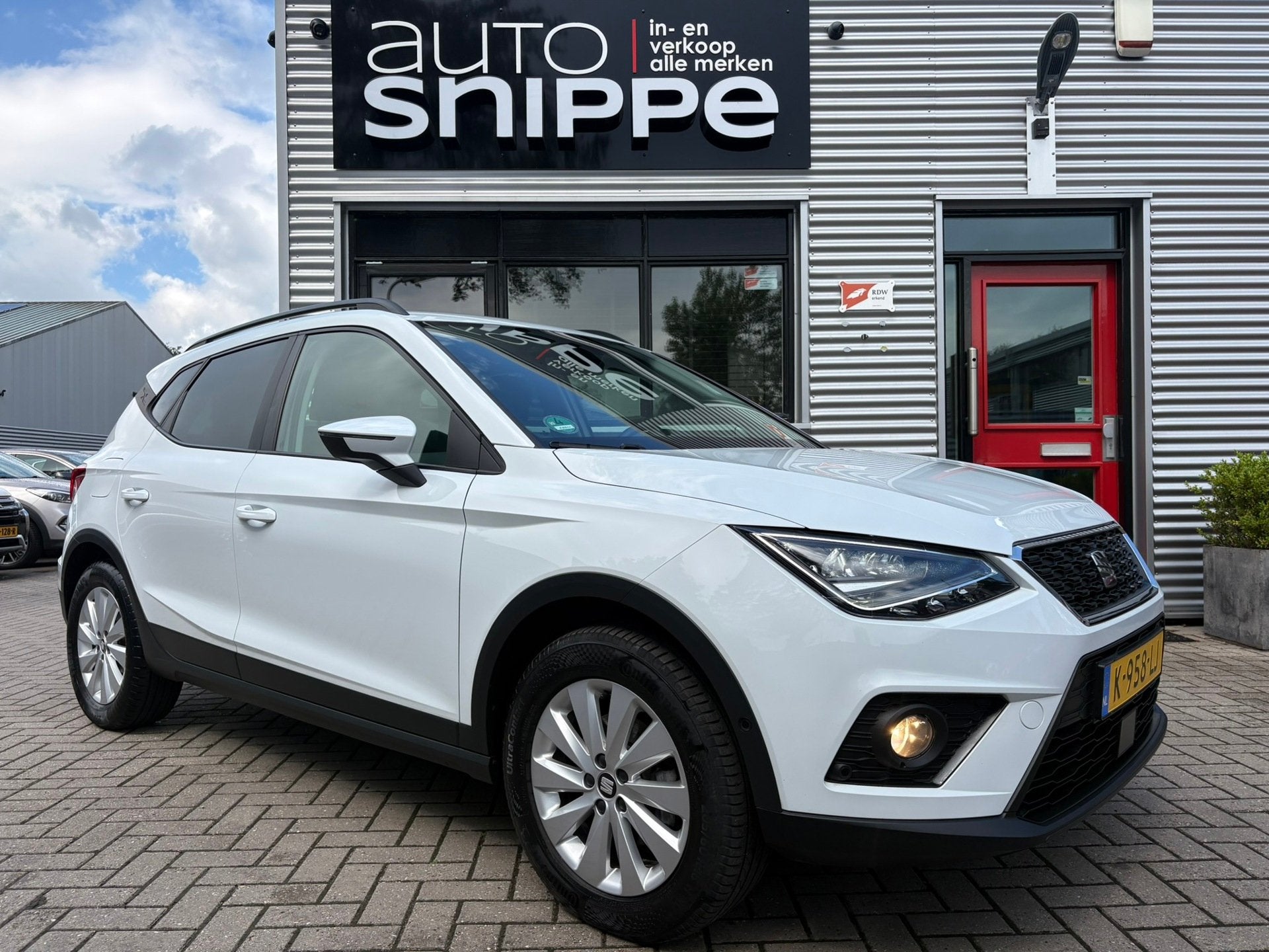 Seat Arona 1.0 TSI Style Business Intense Plus -ADAPTIVE CRU, Auto's, Gebruikt, Leder en Stof, Origineel Nederlands, Bedrijf
