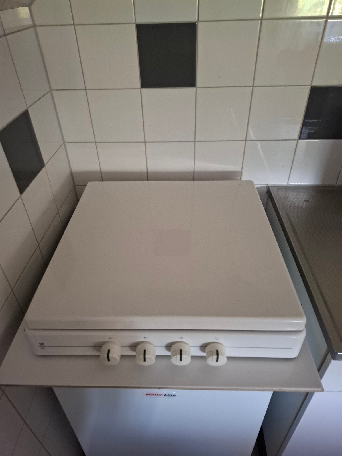 Gasstel, 4-pits, Minder dan 85 cm, Gas, Vrijstaand, 4 kookzones
