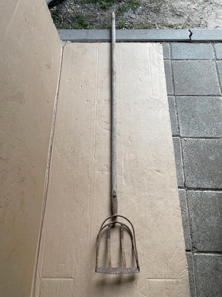 Oud Hollandsch gereedschap, BIETENKOP STEKER, Ophalen