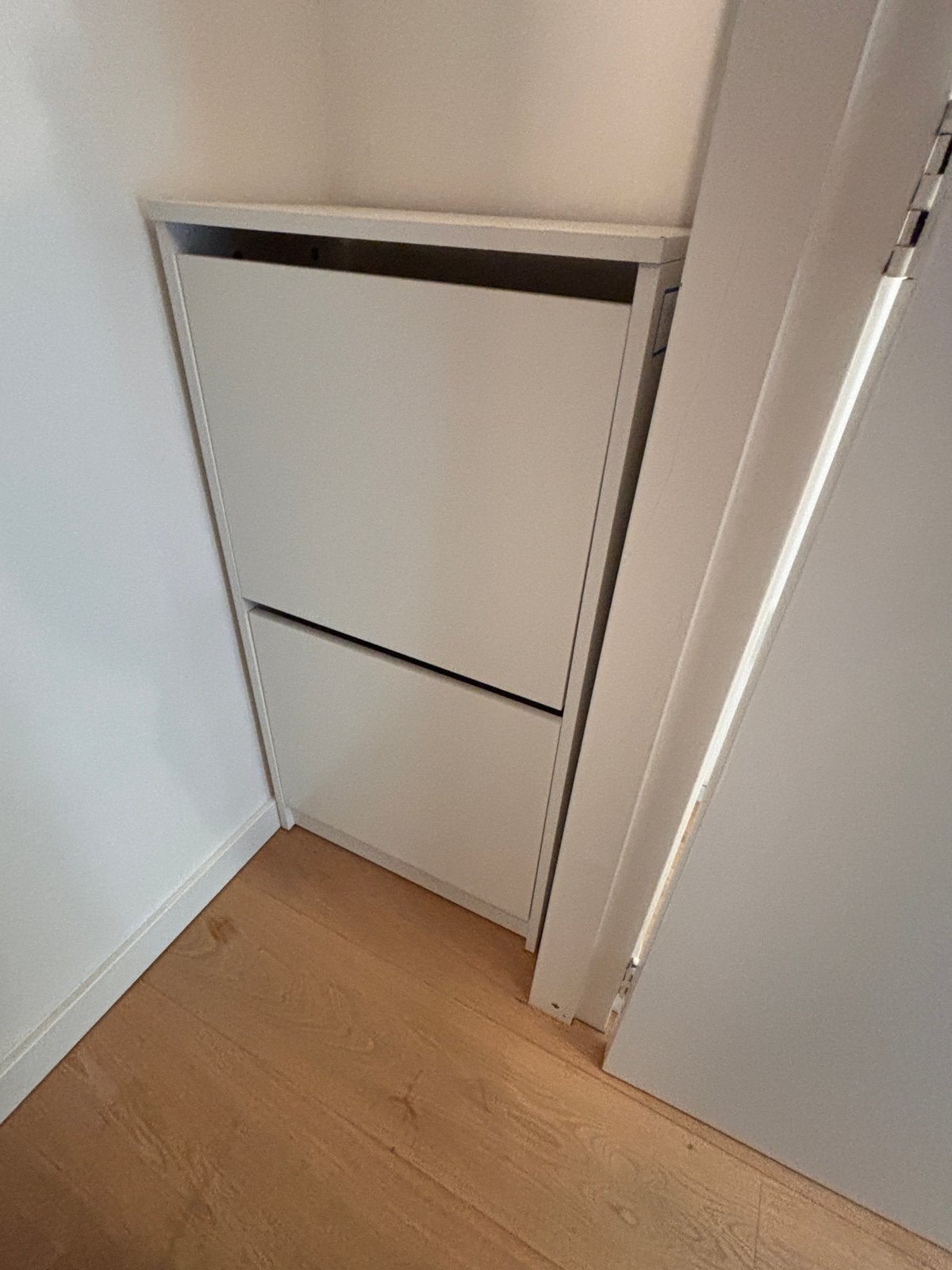 Twee witte schoenenkasten (IKEA BISSA) z.g.a.n., Ophalen, Zo goed als nieuw