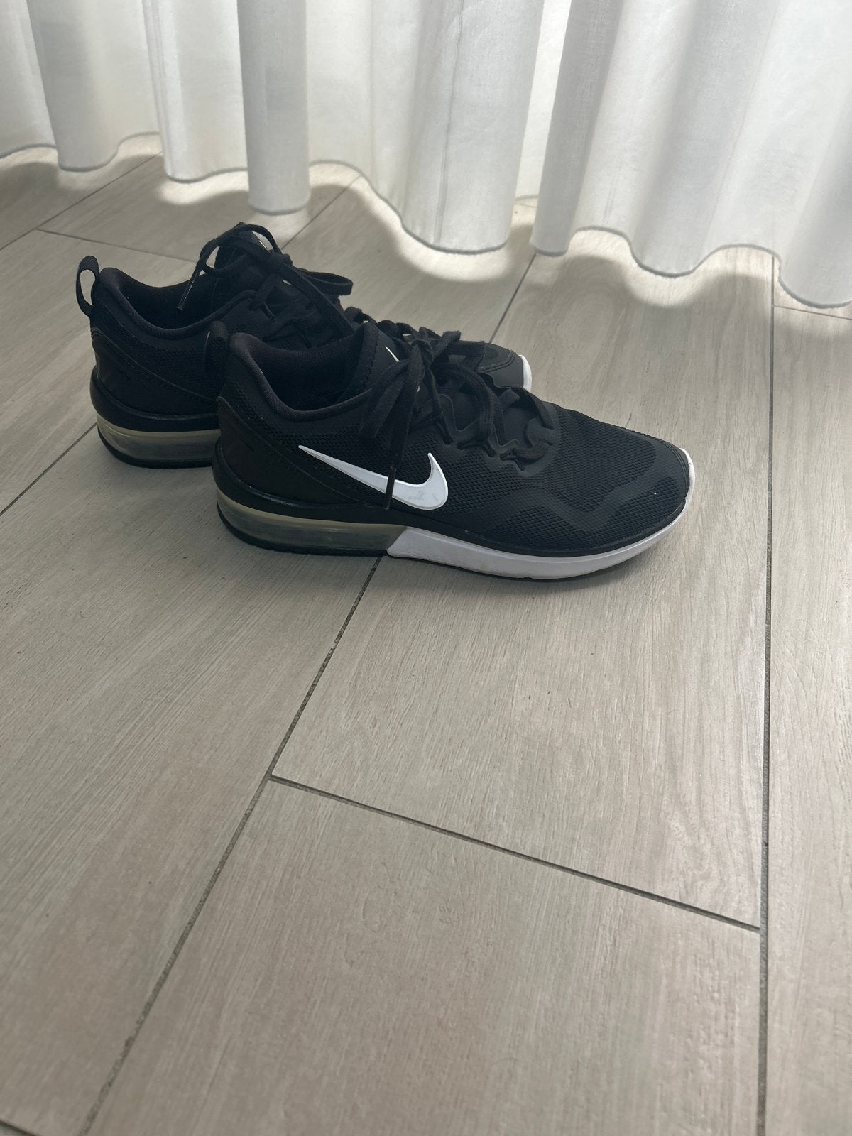 Nike Air Max sneakers maat 39, Ophalen of Verzenden, Zo goed als nieuw, Zwart, Sneakers of Gympen