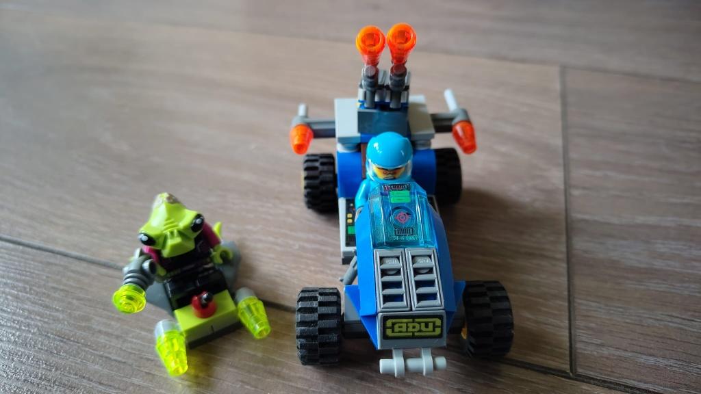 Lego Alien Conquest Alien Defender(7050), Kinderen en Baby's, Speelgoed | Duplo en Lego, Compleet, Gebruikt, Lego, Ophalen of Verzenden