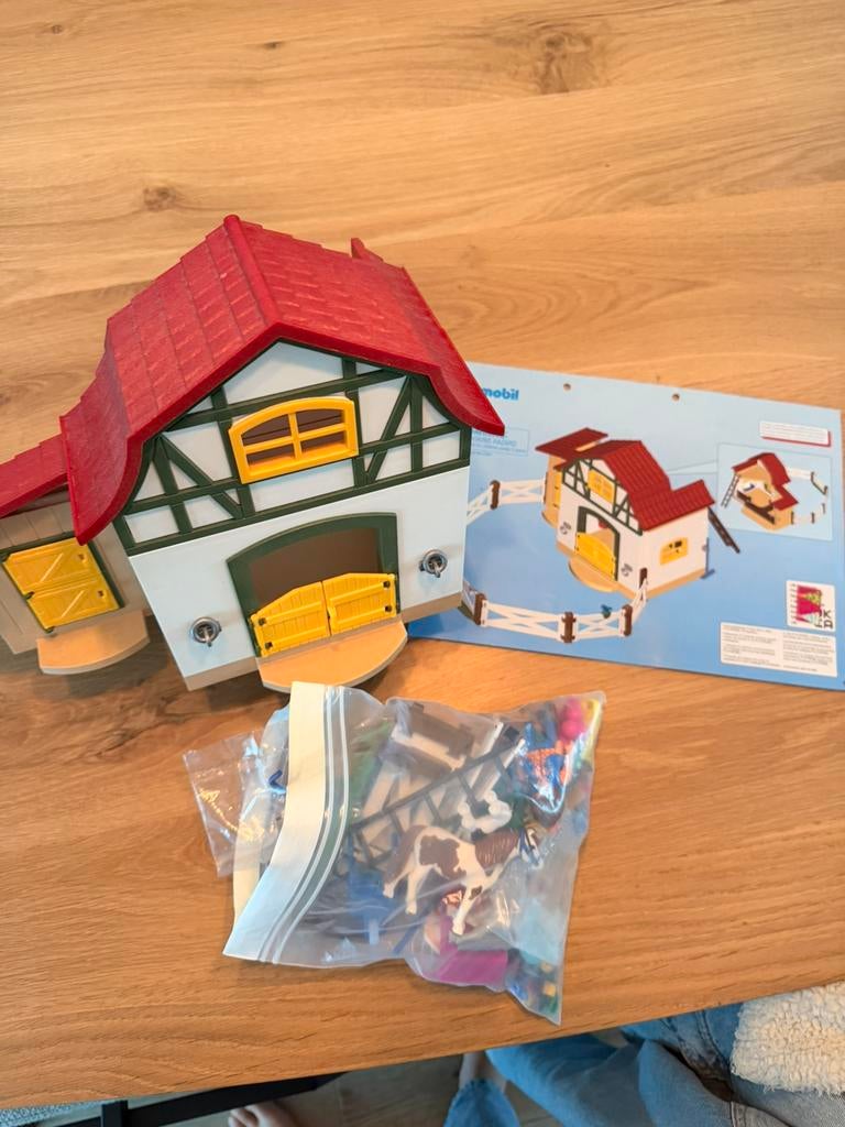 Playmobil country ponypark 6927 compleet nieuwstaat, Ophalen of Verzenden, Zo goed als nieuw
