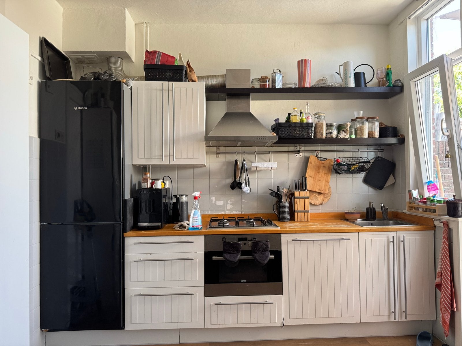 Gratis keuken - oud, beschadigd, maar functioneel, Ophalen, Gebruikt, Wit, Enkelwandige keuken