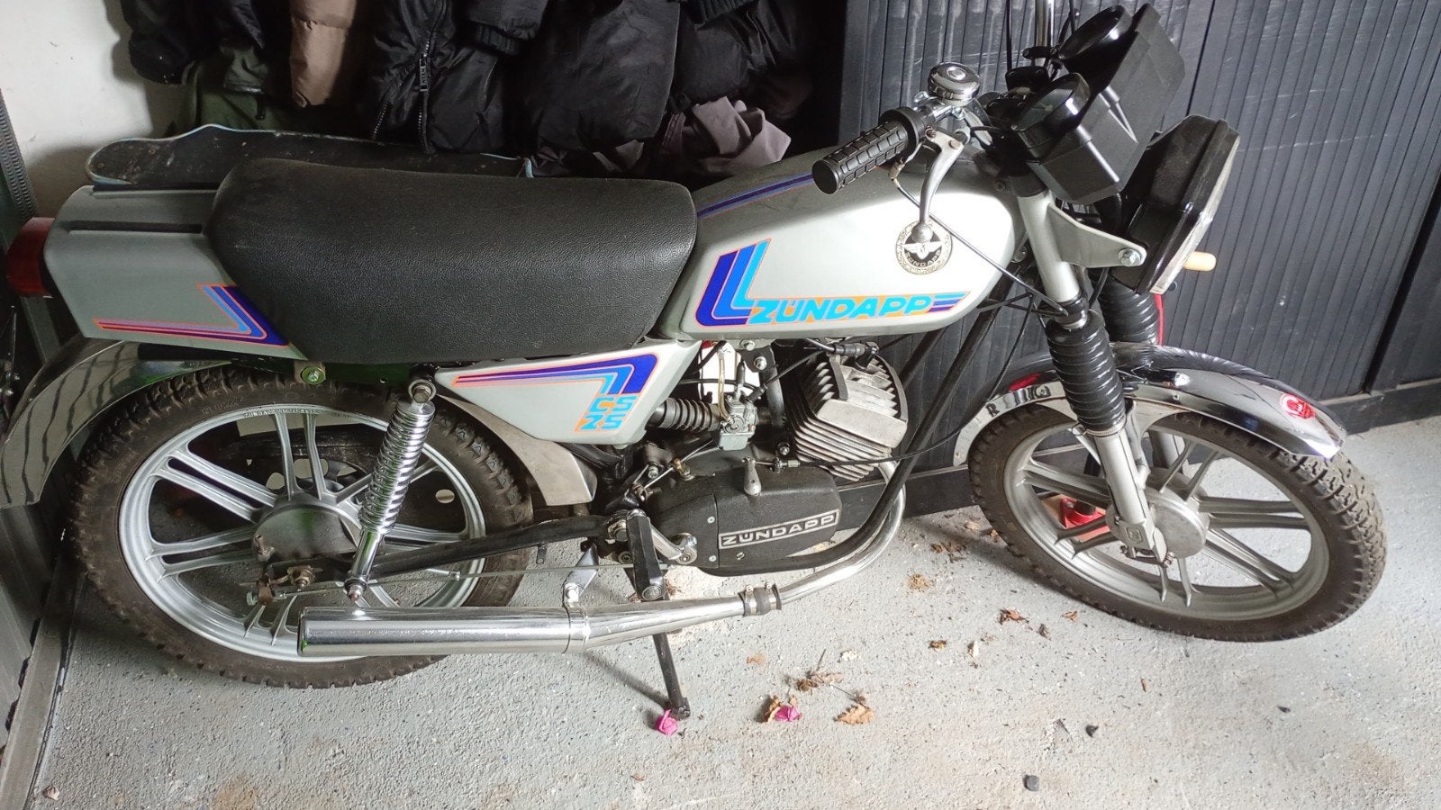 Zundapp CS25 Bromfiets - Klassieke Schoonheid, Fietsen en Brommers, Ophalen of Verzenden, Overige modellen