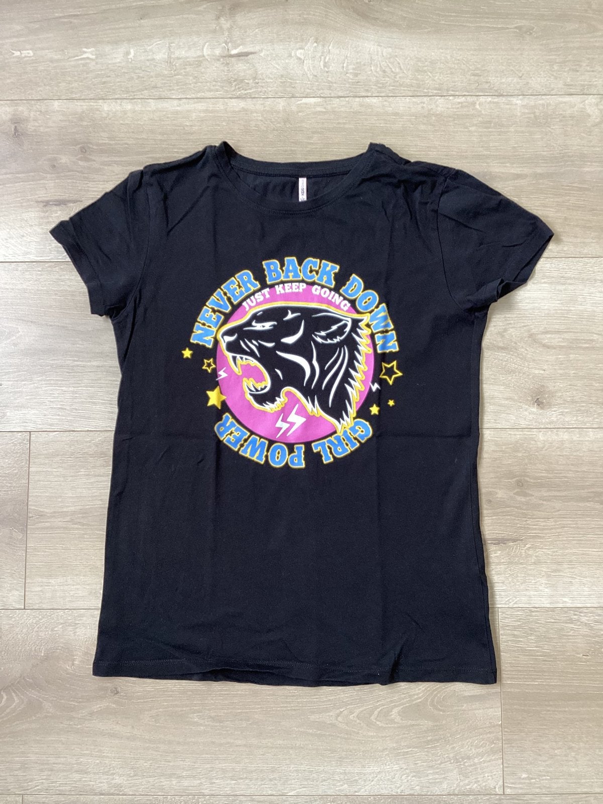T shirt zwart tijger Kids Only maat 158/164 Nieuwstaat, Ophalen of Verzenden, Zo goed als nieuw, Meisje, Shirt of Longsleeve