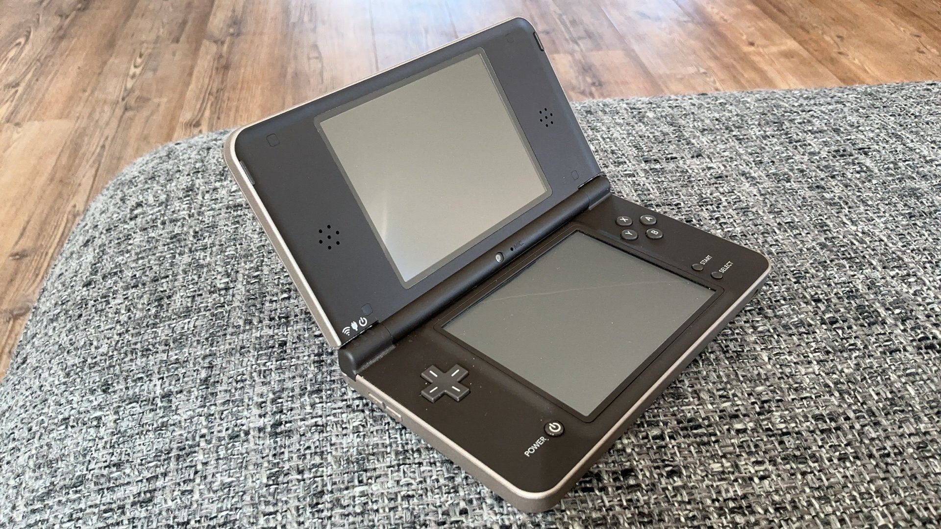 Nintendo DSi XL incl. Super Mario Bross, Spelcomputers en Games, Spelcomputers | Nintendo DS, Zo goed als nieuw, Dsi, Ophalen