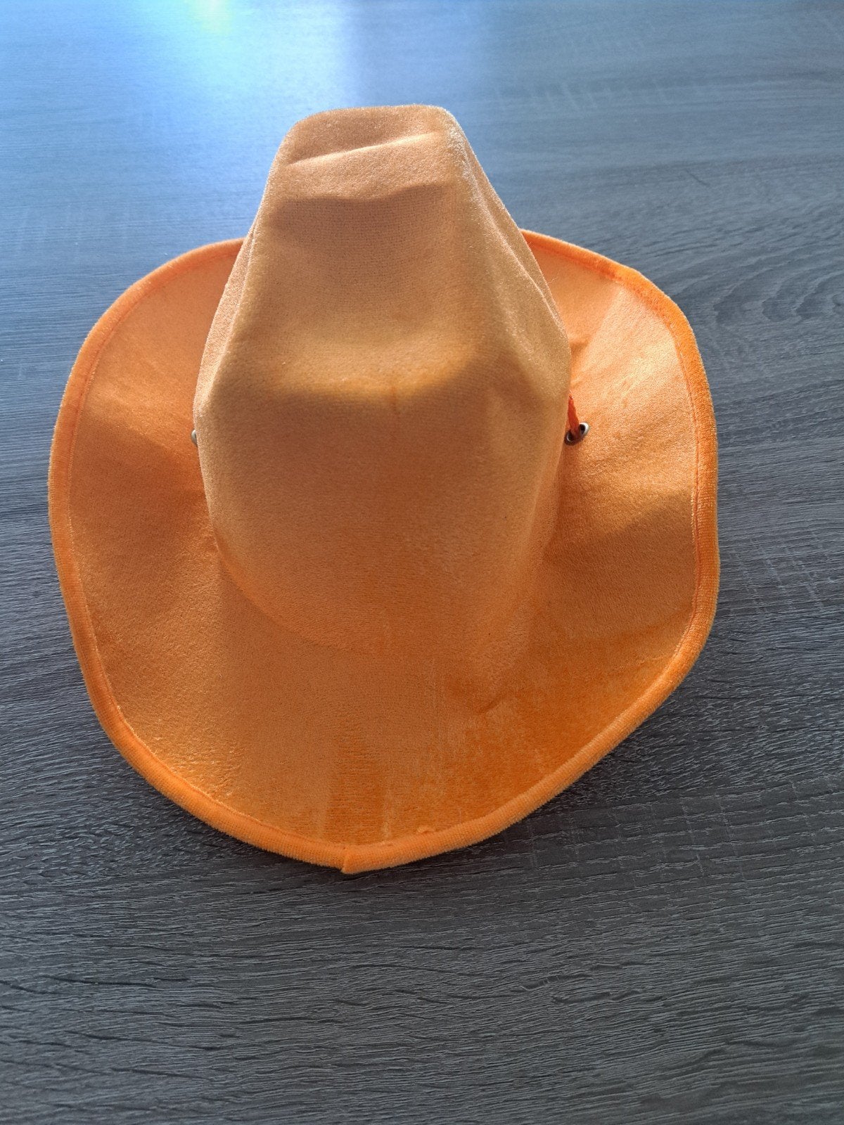 Oranje cowboy hoed., Ophalen of Verzenden, Zo goed als nieuw, Oranje of Koningsdag, Accessoires