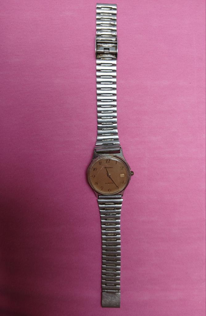 Prisma quartz horloge met datumaanduiding, oud model, Overige merken, Staal, Gebruikt, Staal