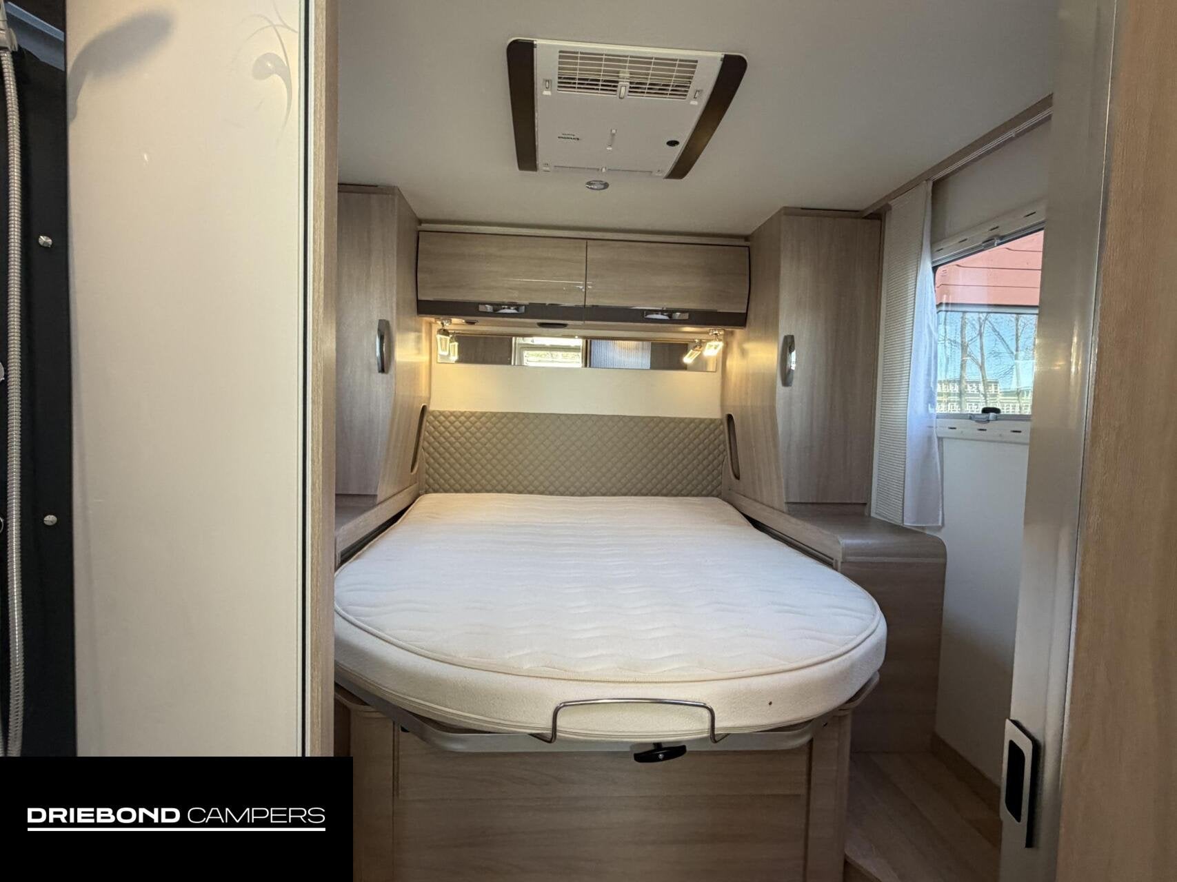 Rapido 686 F Euro6 Queensbed 2X Airco Zonnepaneel Luifel Fie, 7 tot 8 meter, Bedrijf, Elektrische ramen, Rapido