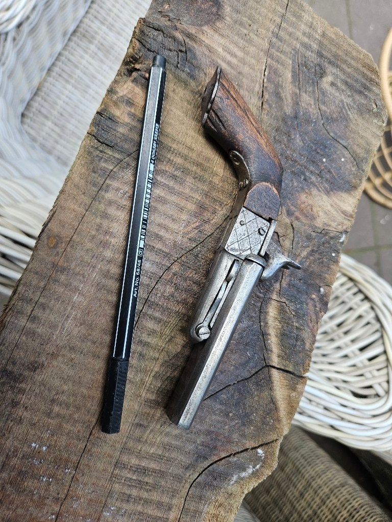 Antiek vrijgesteld 7mm!! Penvuur pistool, Ophalen of Verzenden