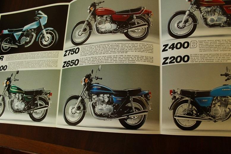 Kawasaki Z series viertakt motoren folder Z1000 Z750 Z650, Motoren, Handleidingen en Instructieboekjes, Ophalen of Verzenden, Kawasaki