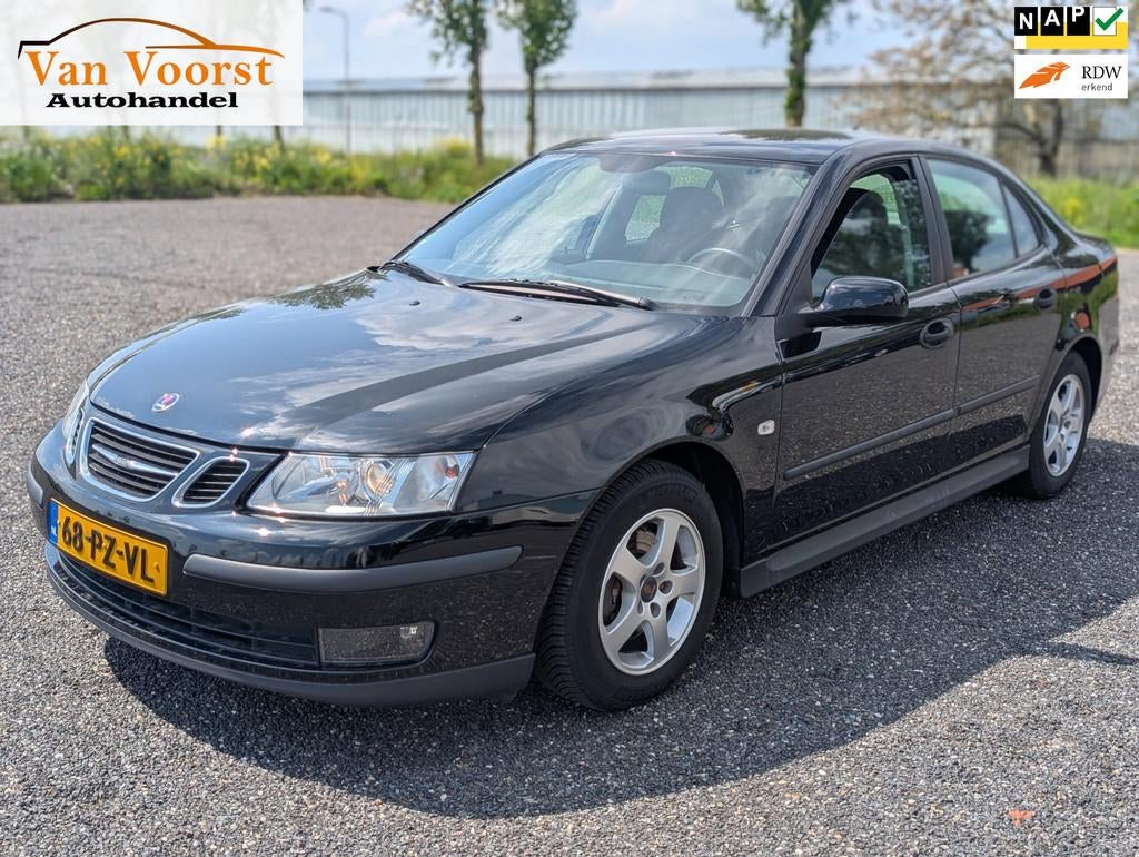 Saab 9-3 Sport Sedan 1.8t Linear 1e eigenaar ! UNIEK !, Voorwielaandrijving, 1998 cc, Stof, Gebruikt