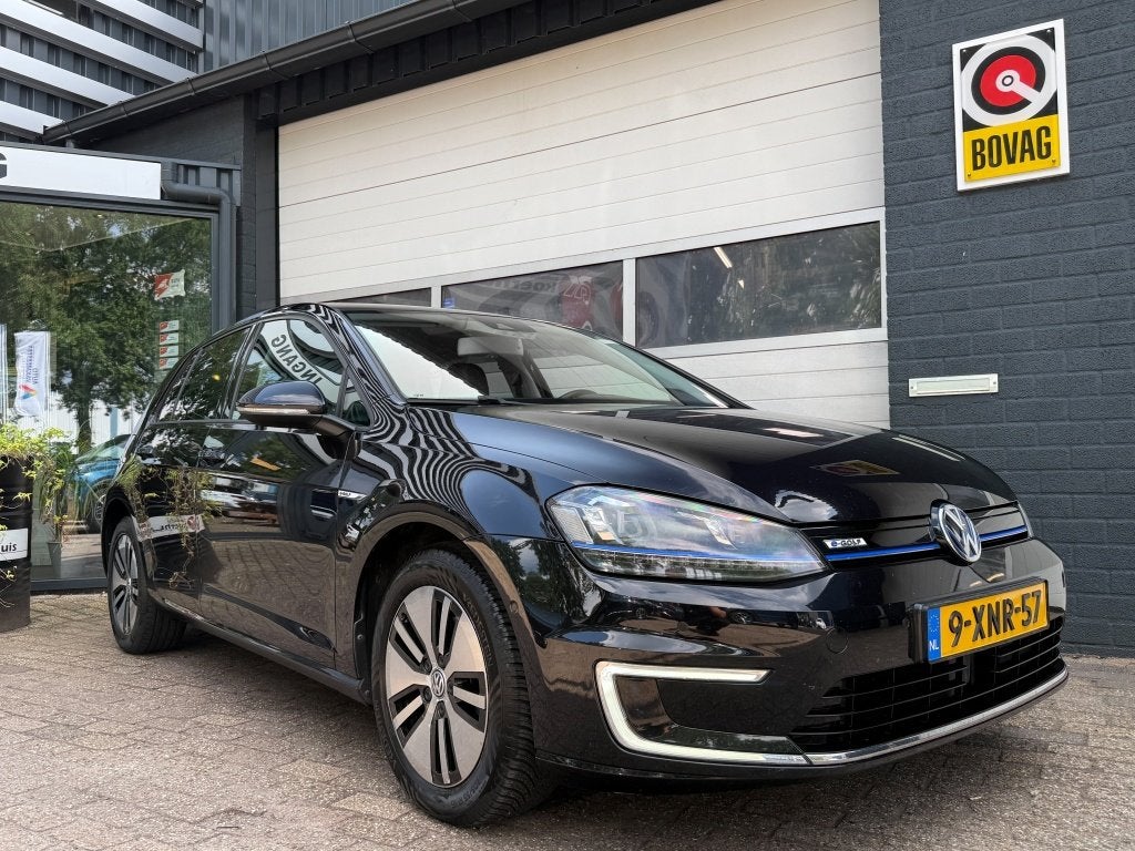 Volkswagen e-Golf e-Golf (bj 2014, automaat), Automaat, Parkeersensor, 0 cilinders, Gebruikt