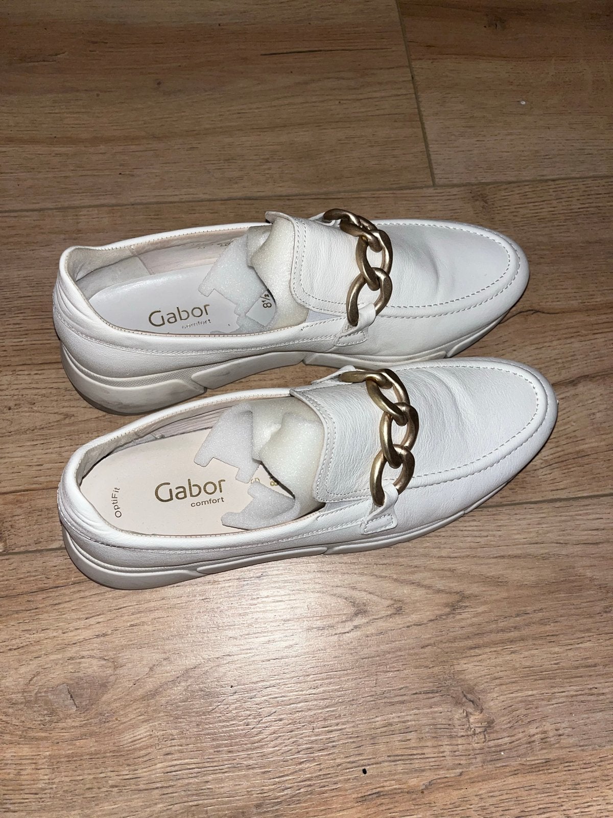 Gabor comfort instappers wit met gouden ketting, Ophalen of Verzenden, Zo goed als nieuw, Wit, Instappers