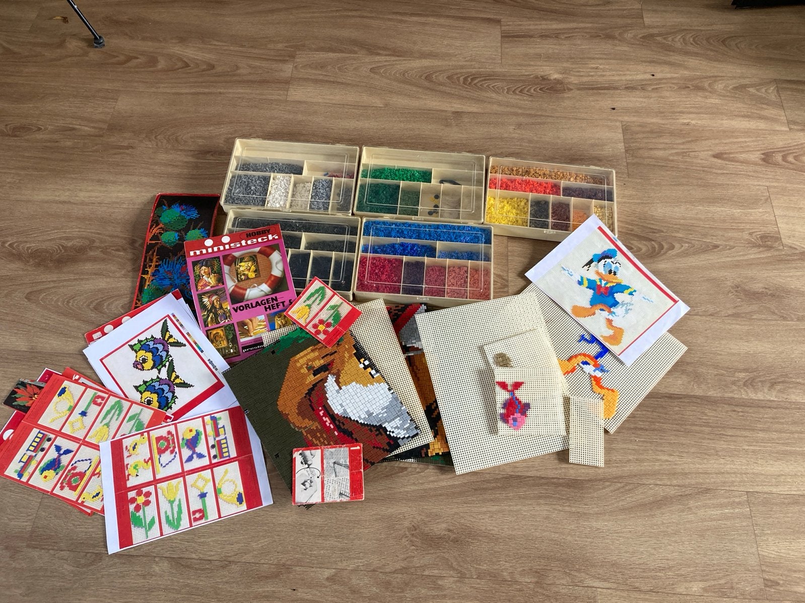 Grote Ministeck collectie: 5 dozijn, platen en voorbeelden, Ophalen, Gebruikt, (Grond)plaat