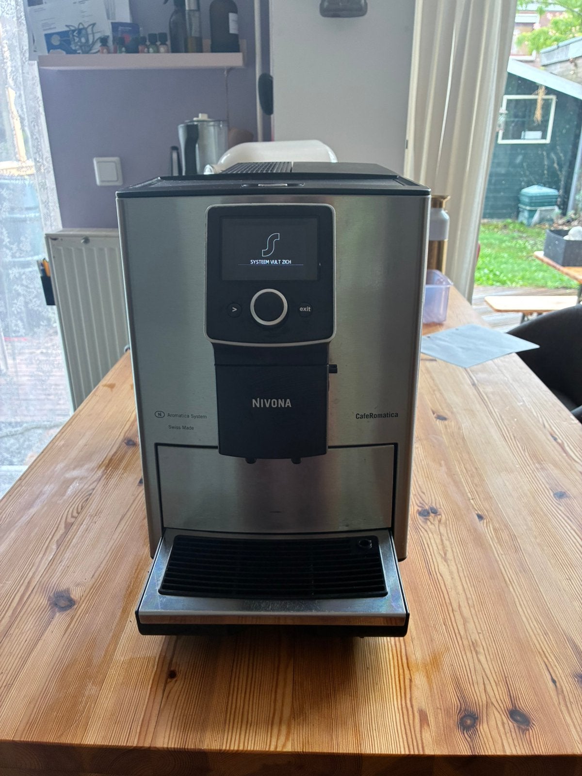 Nivona koffiemachine - defect - nieuwe onderdelen, Ophalen of Verzenden, Zwart, Metaal, Overige merken