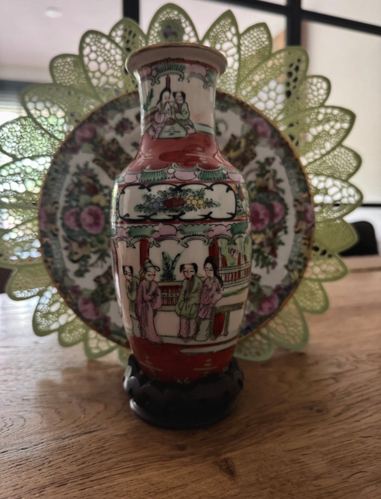 Chinese vaas met bord., Ophalen of Verzenden