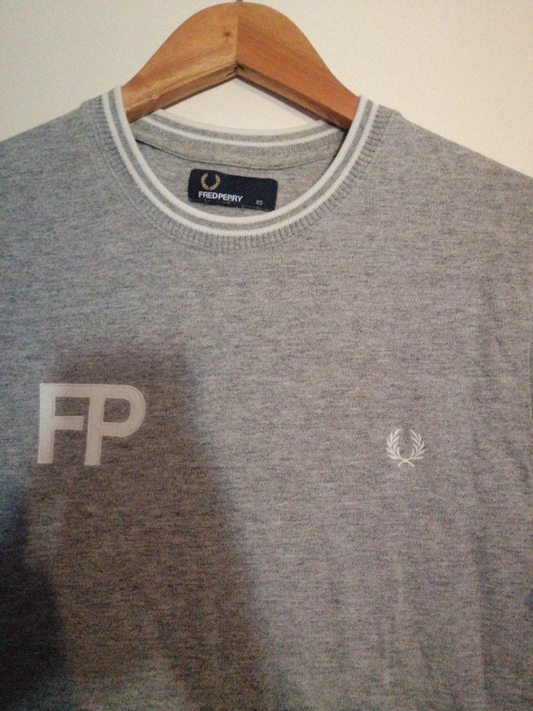 Tshirt Fred Perry maat XS, Kleding | Heren, T-shirts, Ophalen of Verzenden, Zo goed als nieuw, Fred Perry, Grijs