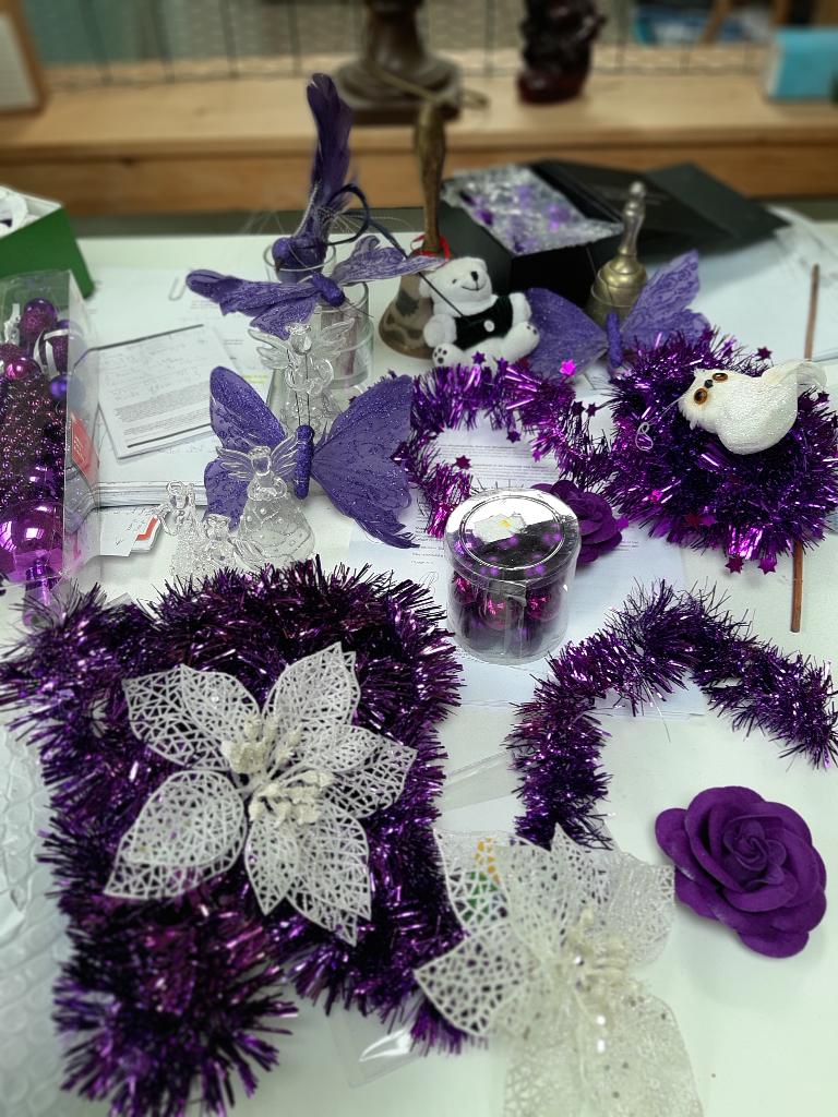 Paars/wit kleurige Kerstspullen, Diversen, Kerst, Ophalen of Verzenden, Zo goed als nieuw