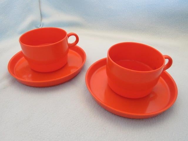 2x Vintage kop en schotel kampeerservies oranje Buchsteiner, Ophalen of Verzenden