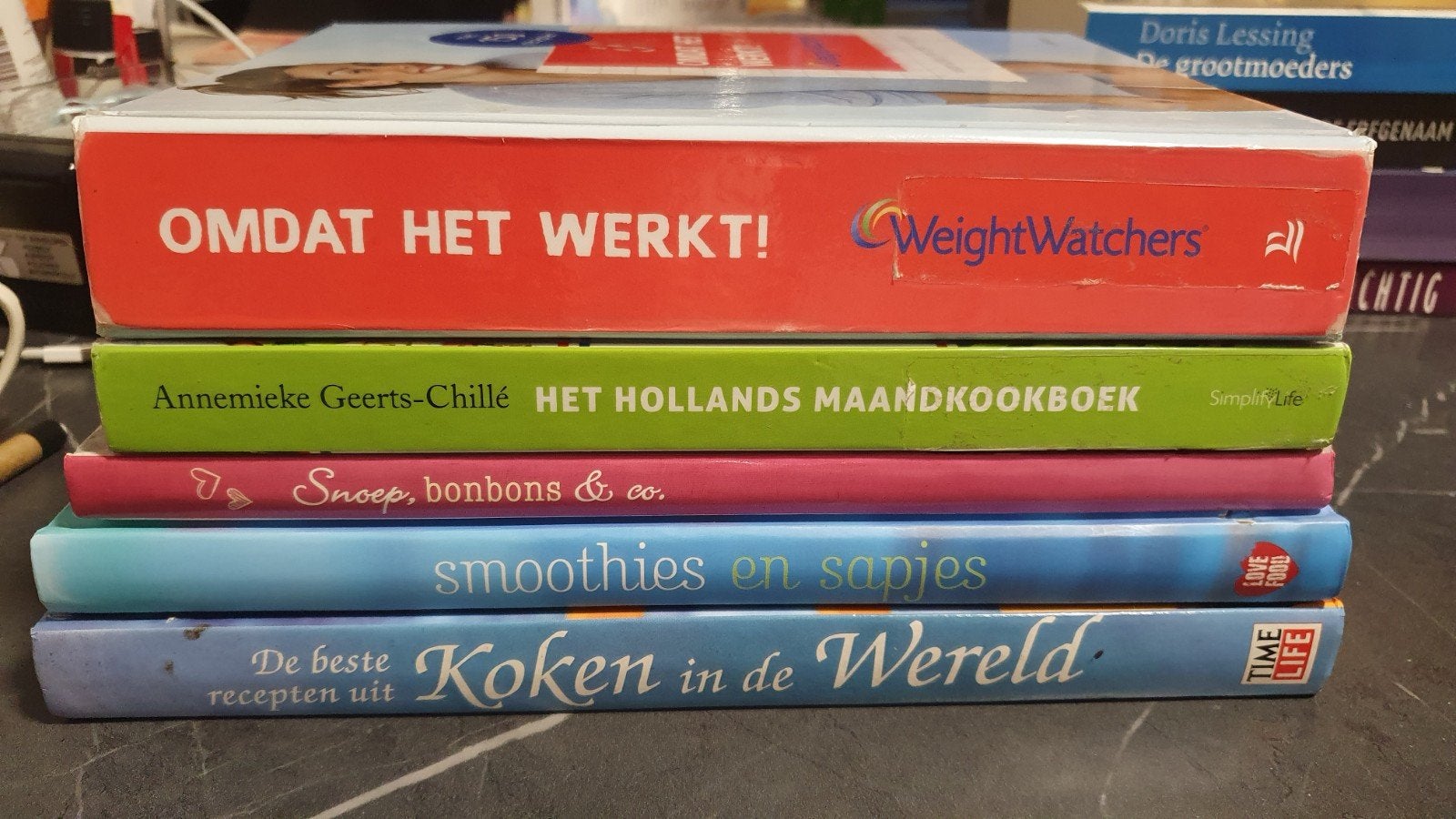 5 kookboeken in 1 koop:Weight Watchers, Hollands,Wereldkeuk, Ophalen of Verzenden