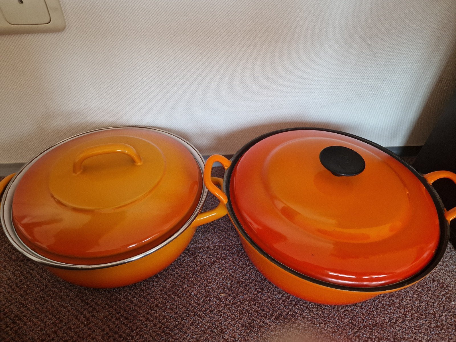 2 emaille braadpannen, Ophalen of Verzenden, Overige materialen