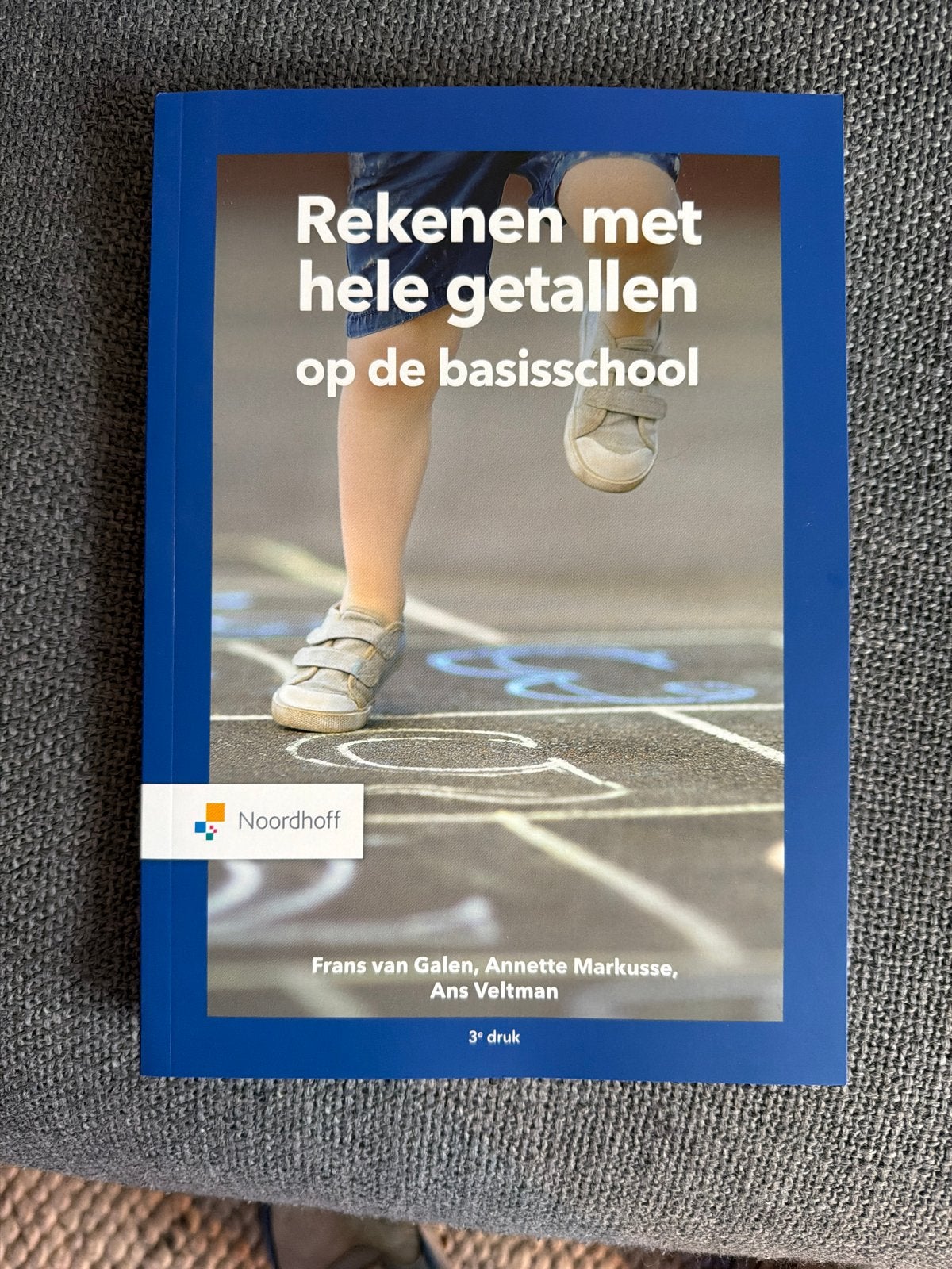 Nieuw boek: Rekenen met hele getallen op de basisschool, Boeken, Ophalen of Verzenden, Nieuw, Overige niveaus, Wiskunde A