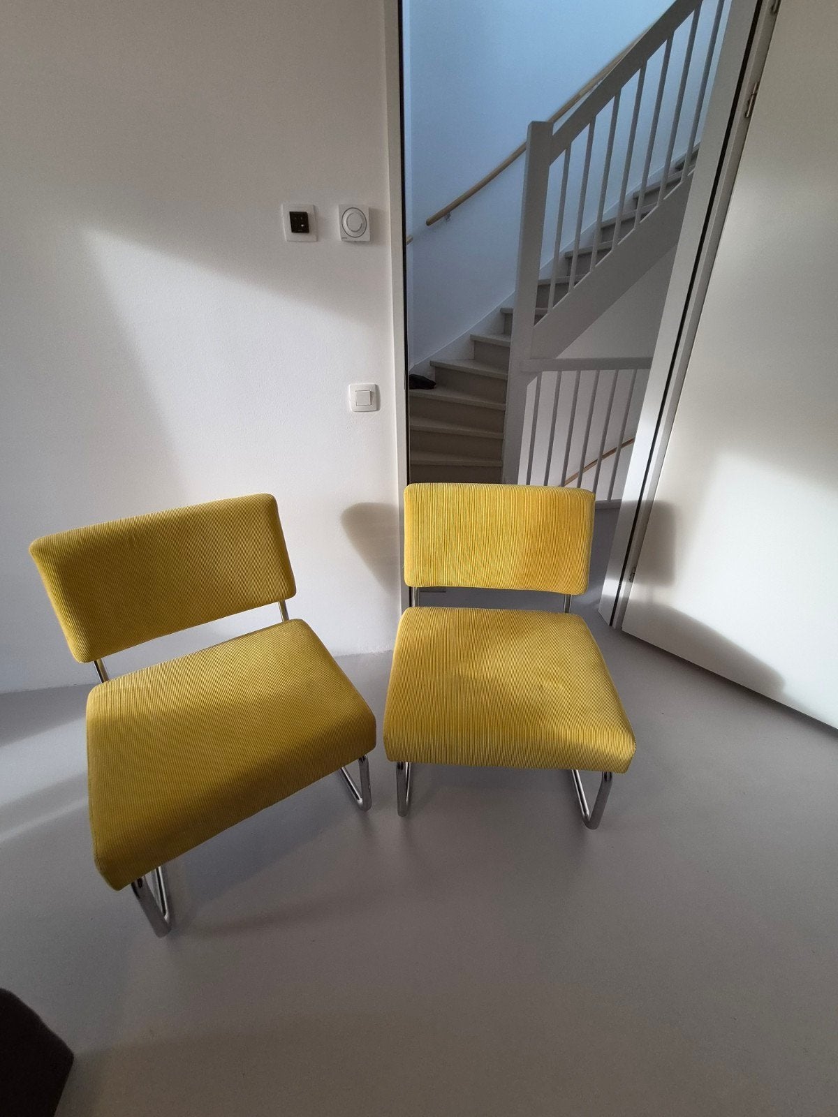 Dutch Disign fauteuils geel ribstof, Huis en Inrichting, Ophalen, Twee, Overige kleuren, Zo goed als nieuw