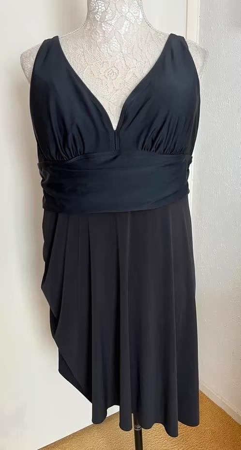 Badpak/badjurkje maat 48, Kleding | Dames, Badmode en Zwemkleding, Ophalen of Verzenden, Nieuw, Zwart, Badpak