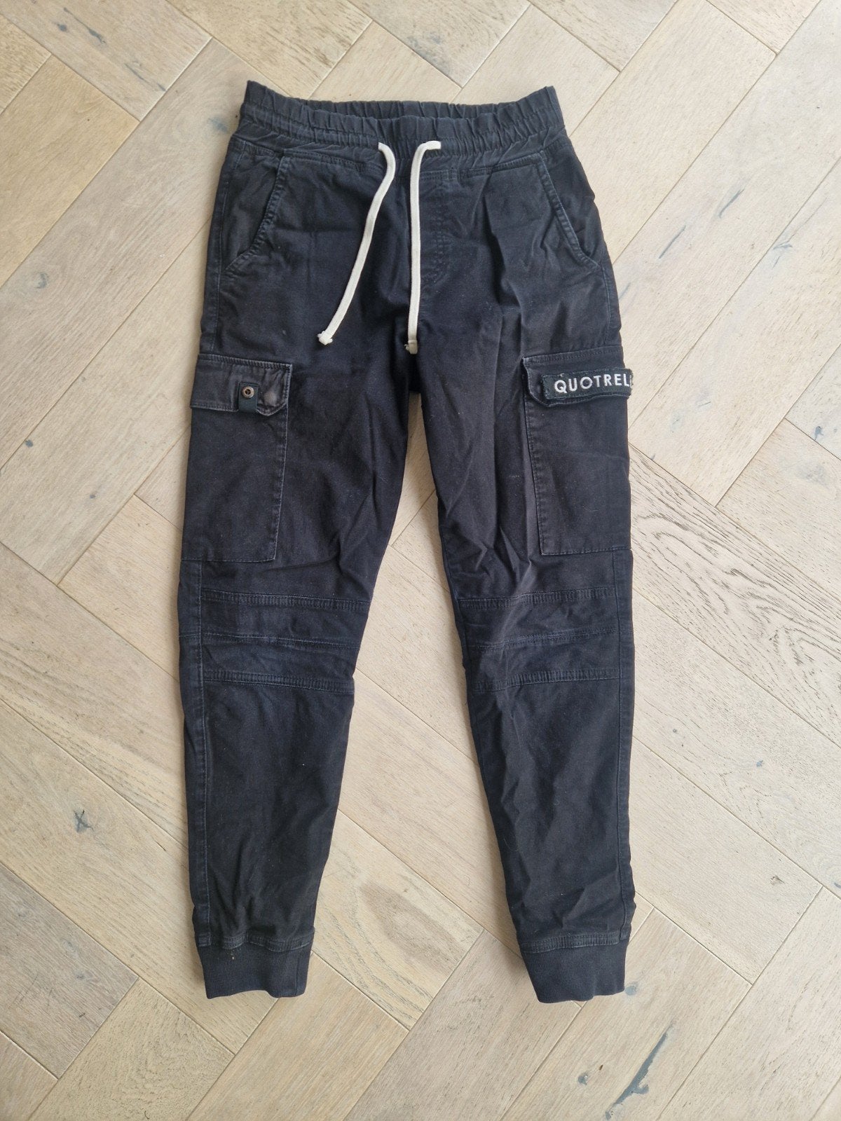QUOTRELL Casablanca Cargo Pant zwart - Maat XS, Broek, Ophalen of Verzenden, Jongen, Quotrell