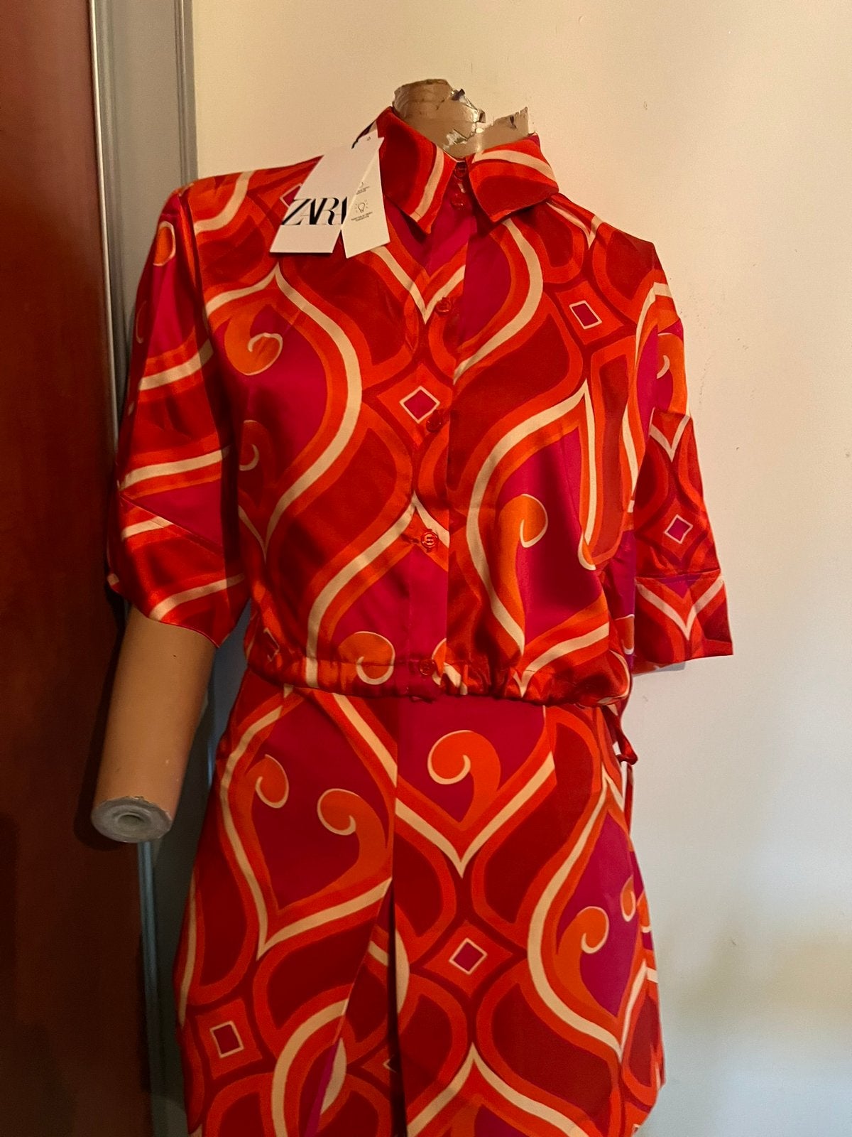 ZARA  set broek XS blouse S nieuw met kaartjes oranje, Kleding | Dames, G, Zara, T, Nieuw
