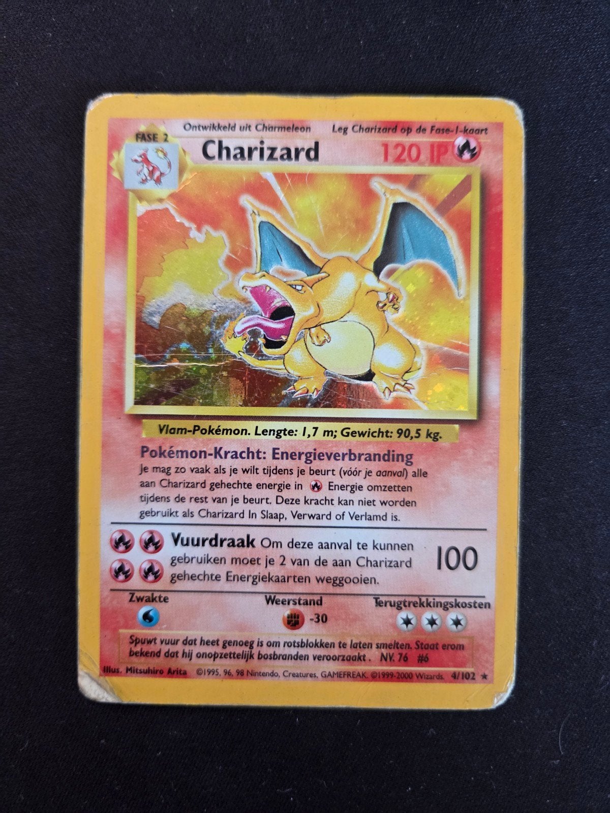 Charizard # 4 BASE SET Nederlands, Ophalen of Verzenden, Zo goed als nieuw