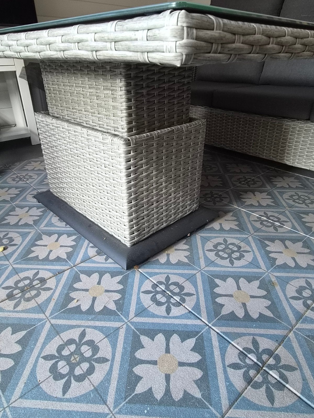 Luxe Loungeset met verstelbare stoelen , bank en tafel, 5 zitplaatsen, Gebruikt, Bank, Ophalen of Verzenden