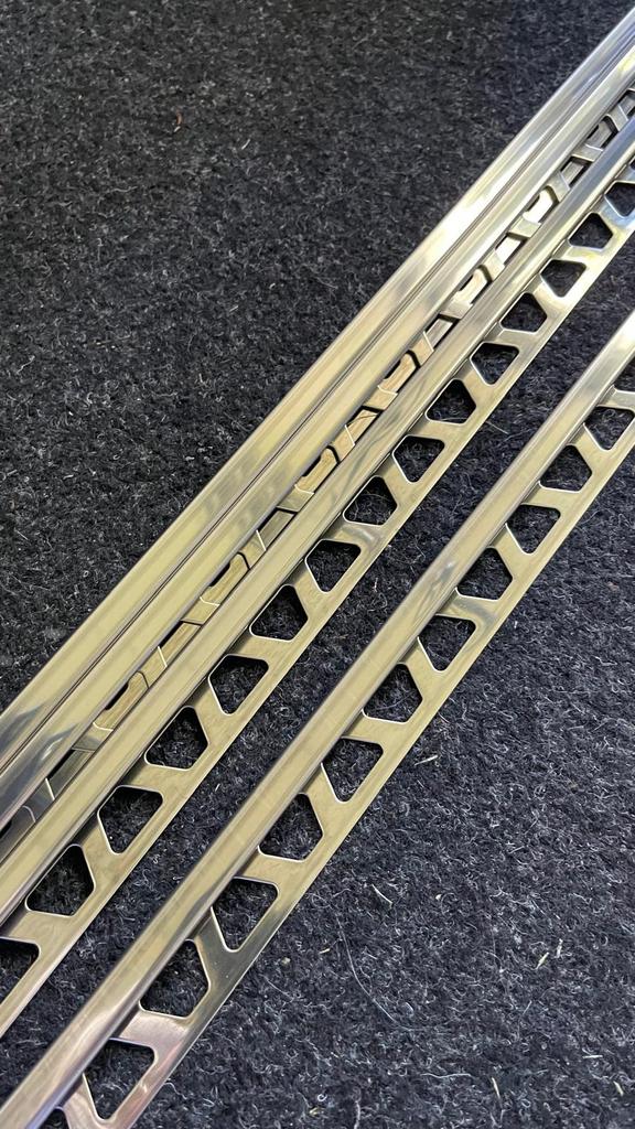 4x Schlüter Tegelprofiel Quadec Q110E RVS + 4 hoekblokken, Doe-het-zelf en Verbouw, Tegels, Ophalen, Overige typen, Nieuw, Minder dan 20 cm