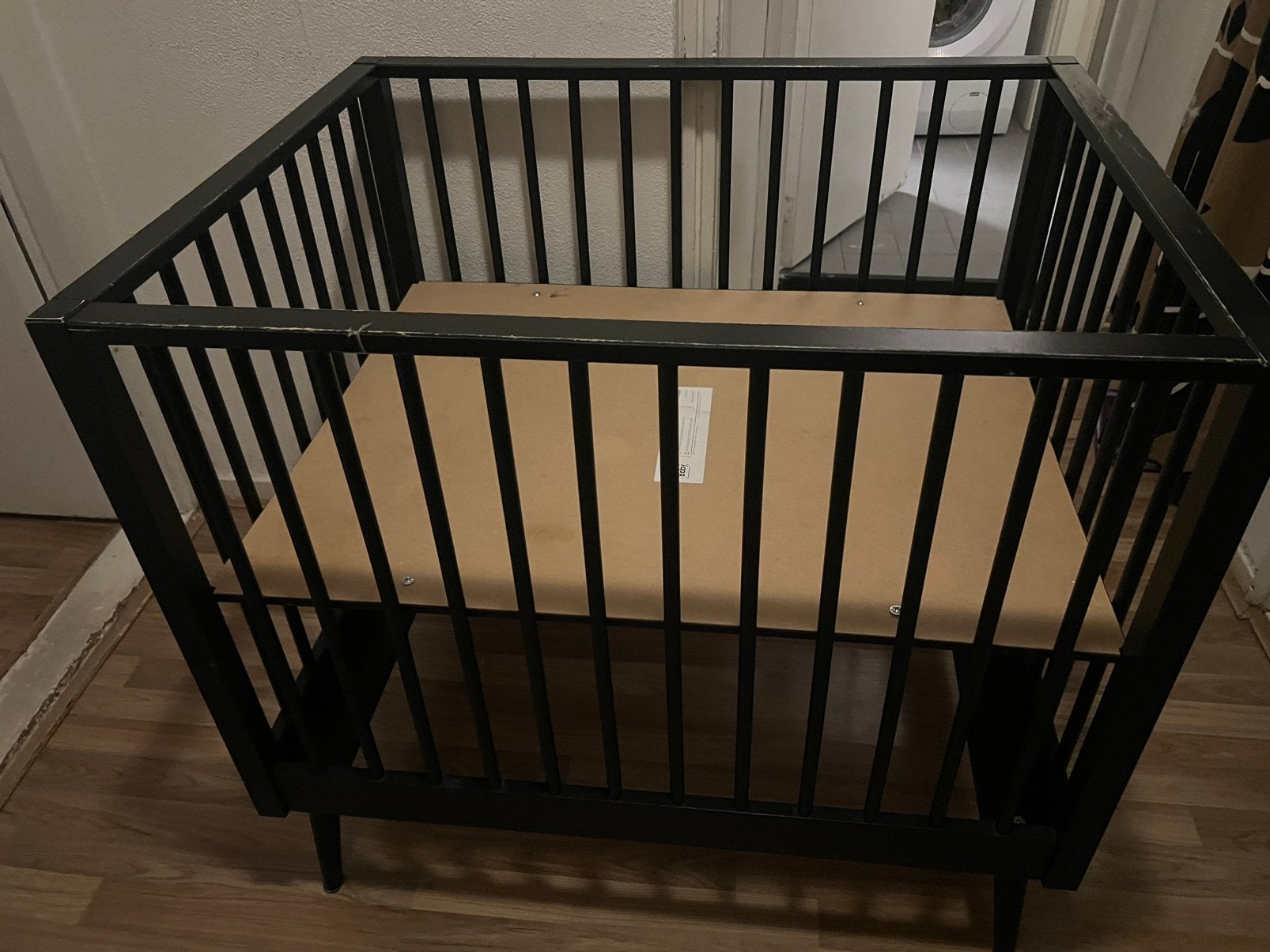 Europe babybox zwart, Kinderen en Baby's, Boxen, Ophalen, Gebruikt, Vierkant, In hoogte verstelbaar