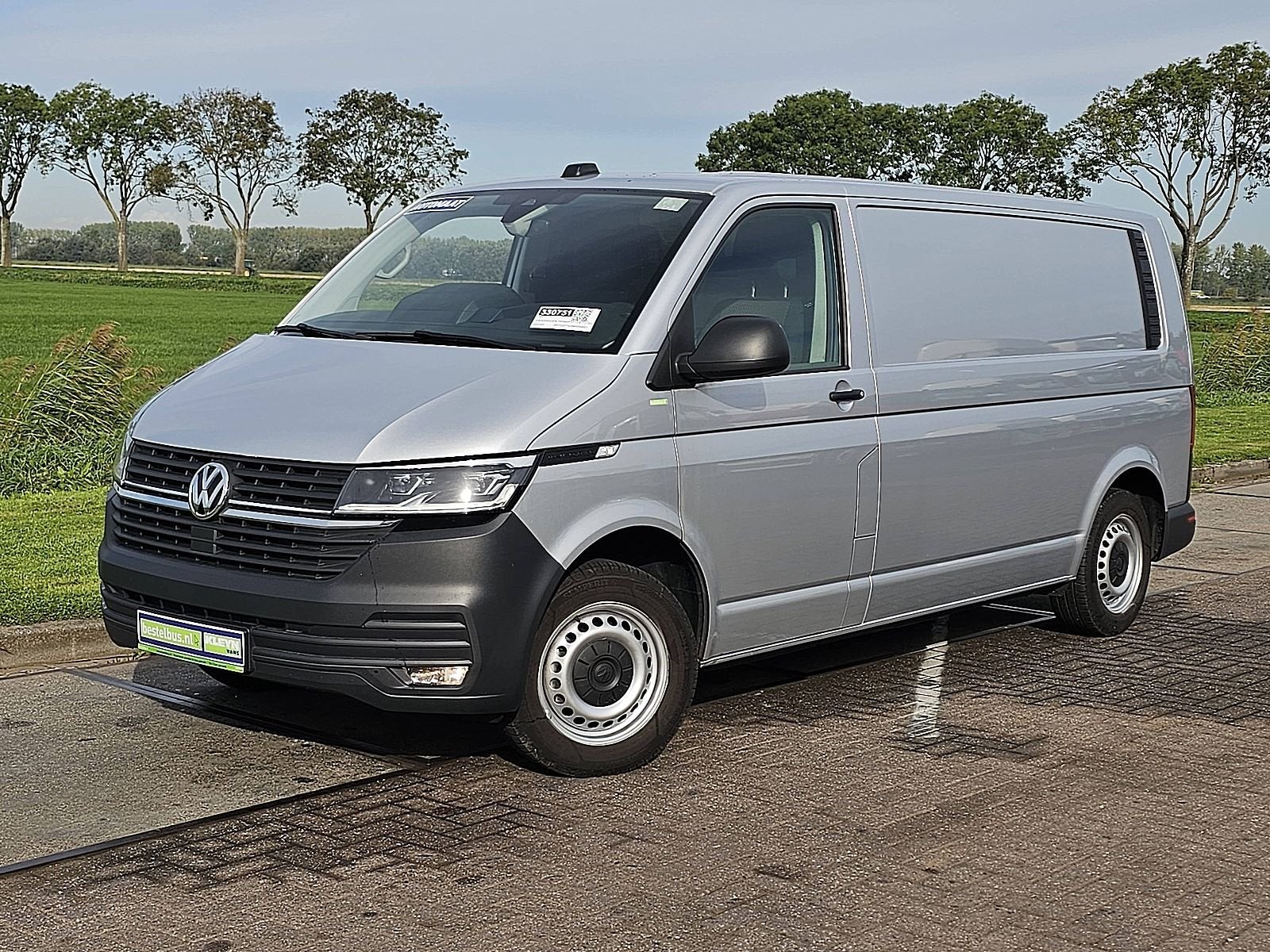 VOLKSWAGEN TRANSPORTER 2.0 TDI l2h1 led navi autom., Auto's, Automaat, Gebruikt, Euro 6, 150 pk