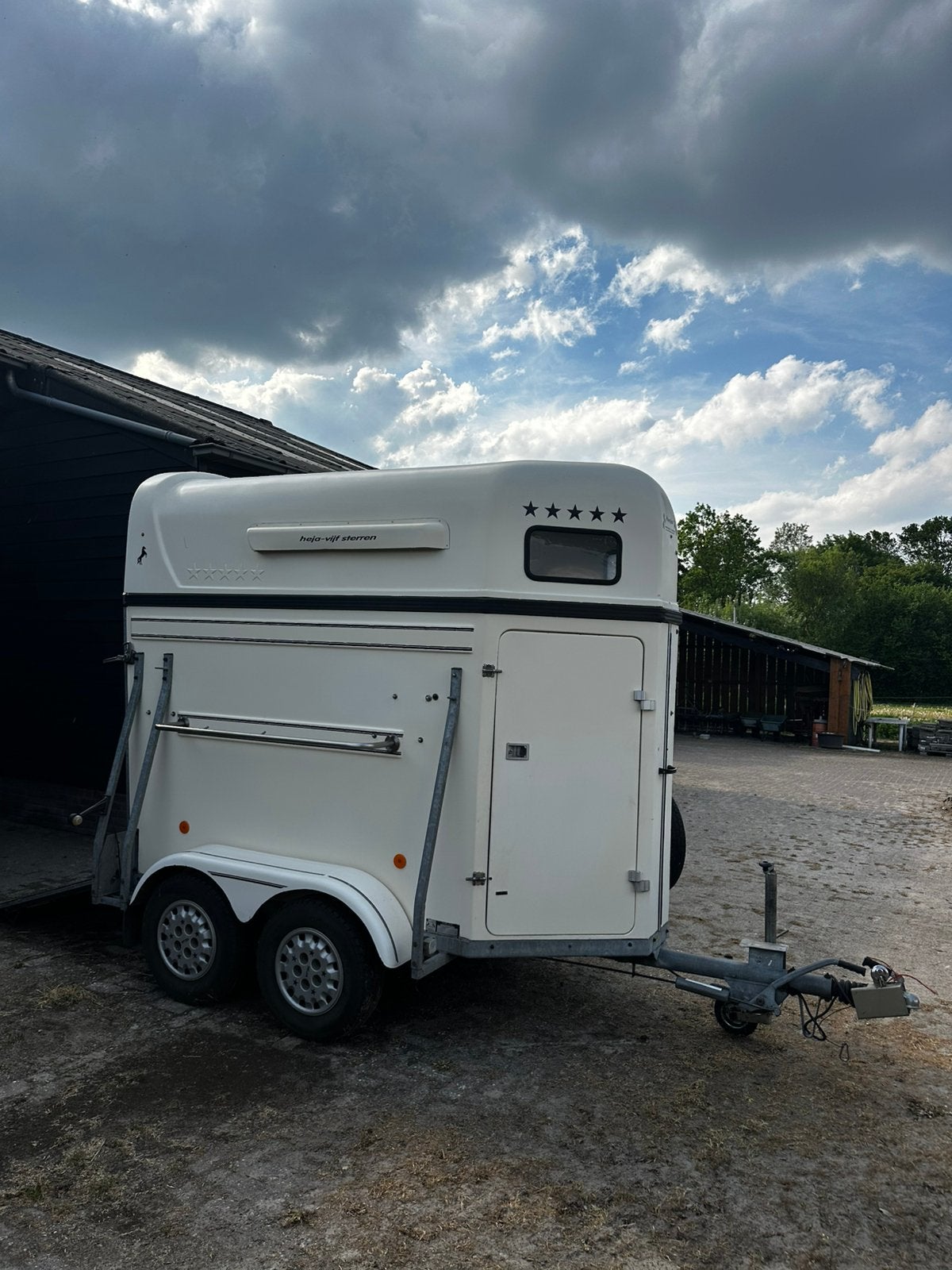 Heja vijf sterren paarden trailer, Ophalen, Gebruikt, Polyester, 1½-paards trailer