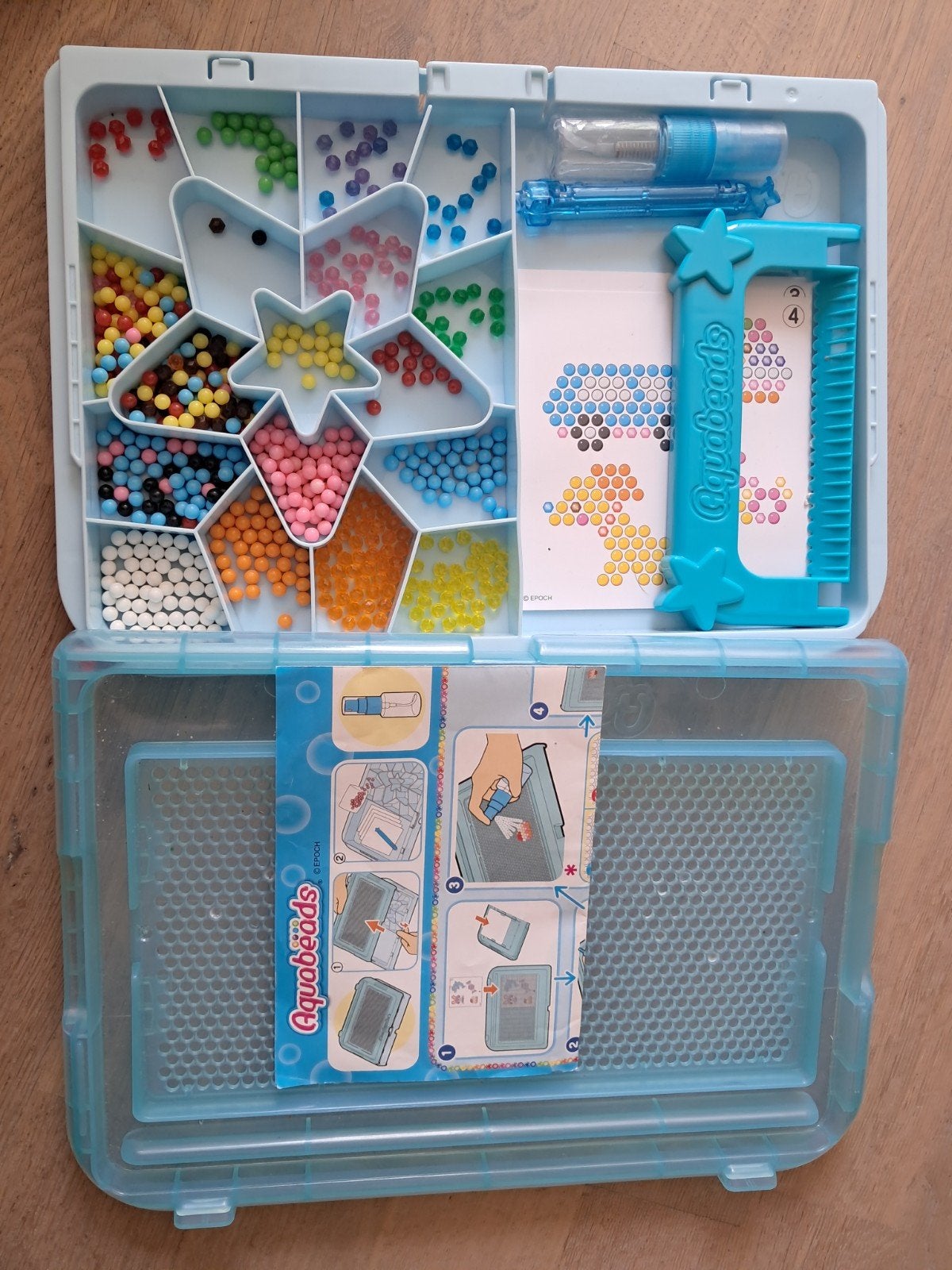 Aquabeads knutselset - Deels gebruikt, veel over!, Ophalen of Verzenden, Gebruikt