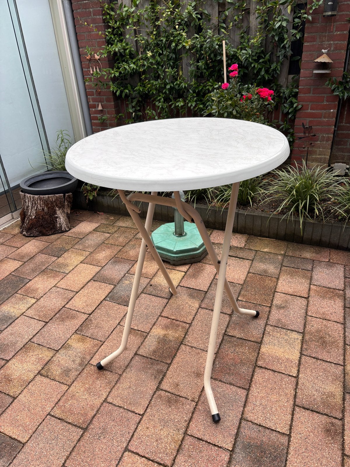 Mecalit hangtafel 2x, Tuin en Terras, Tuintafels, Ophalen, Gebruikt, Rond, Kunststof