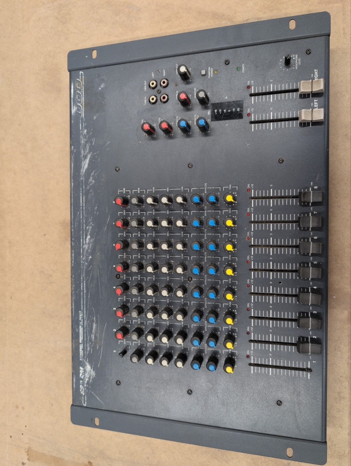DOD 8-kanaals mixer - Gebruikt, Ophalen of Verzenden, Gebruikt, 5 tot 10 kanalen, Microfooningang
