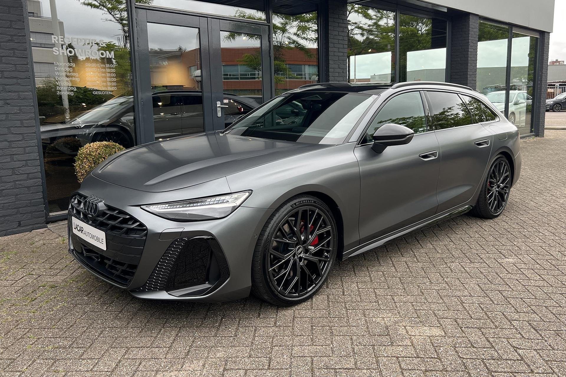 Audi A6 Avant ehybrid Quattro Tech Pro I Luchtv. I Mat PPF, Auto's, Automaat, Dealer onderhouden, Zwart, 4 cilinders