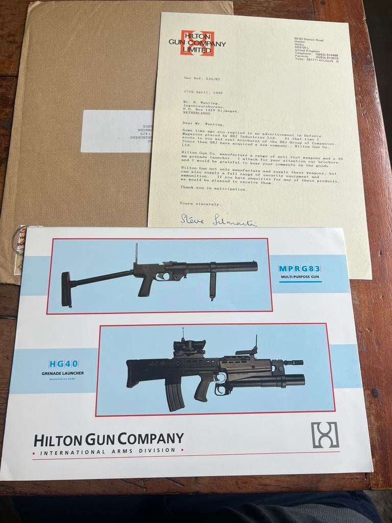 Hilton HG-40 granaatwe brochure Heckler Koch Steyer AUG, Ophalen of Verzenden, Boek of Tijdschrift, Landmacht