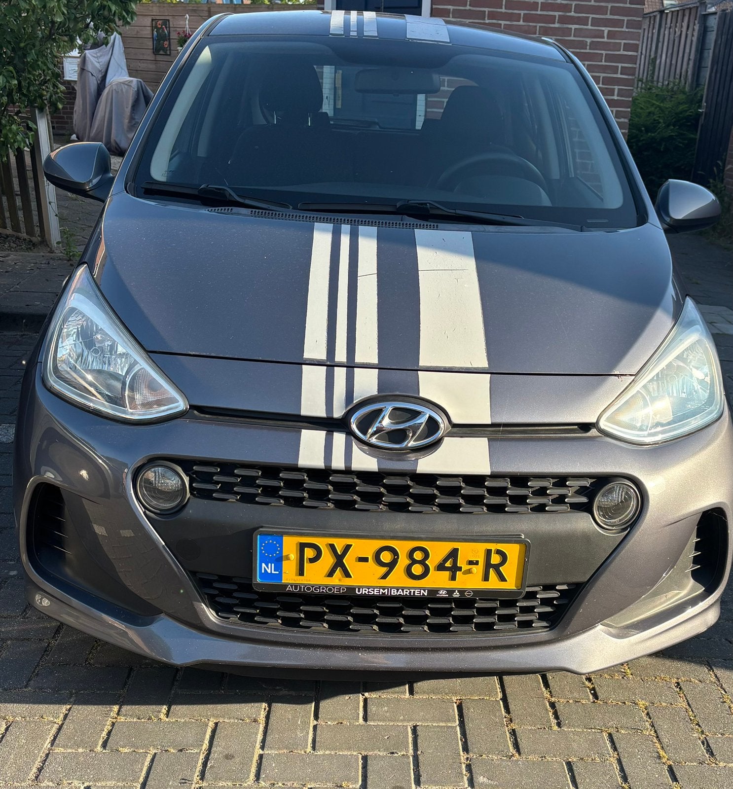 Hyundai i10 2018 km 81.181 incl. Winterbanden op velg, Voorwielaandrijving, Stof, 31 €/maand, 4 stoelen