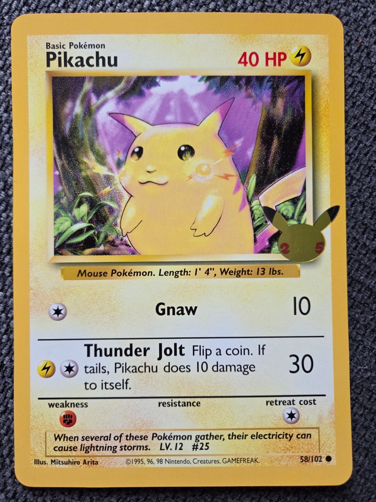 Pikachu Pokémon Kaart 25th Anniversary Celebrations, Ophalen of Verzenden, Zo goed als nieuw, Losse kaart
